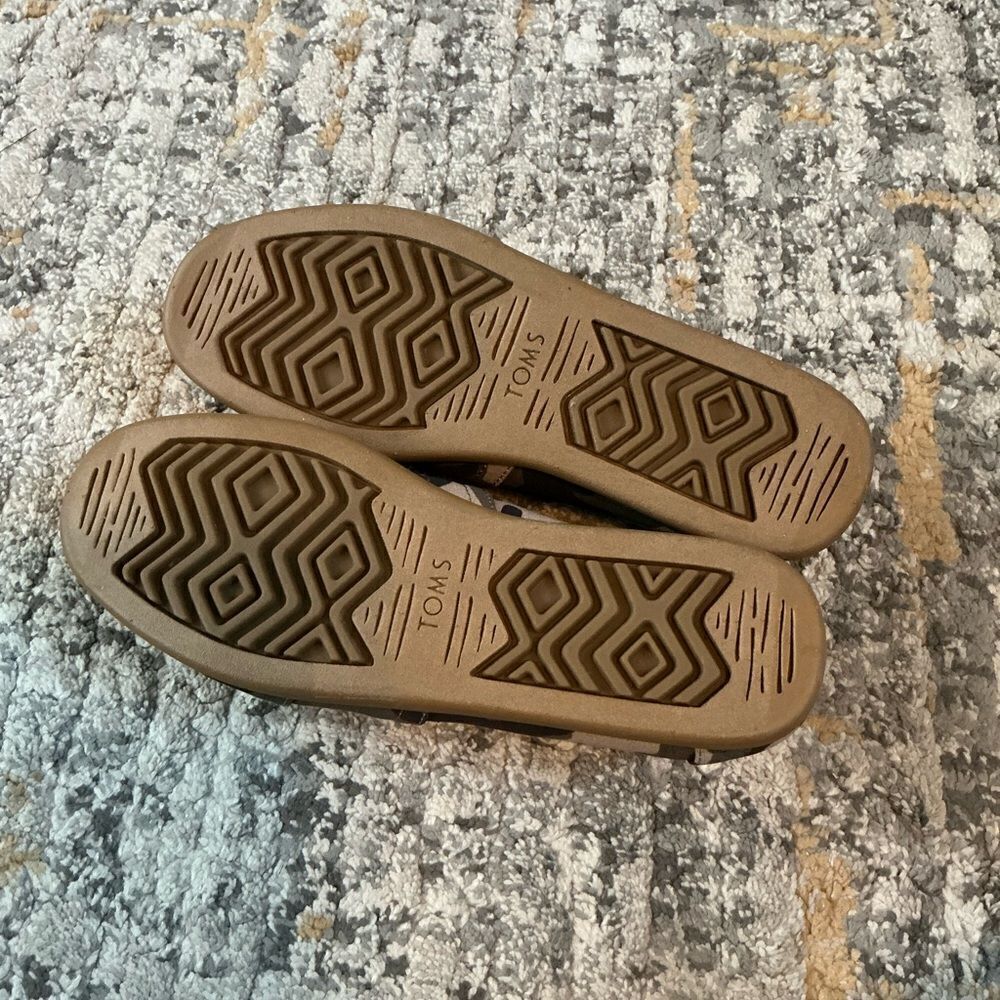 MEN’S TOMS ALPARGATA ESPADRILLES! NWT! SIZE 8 - Picture 7 of 7